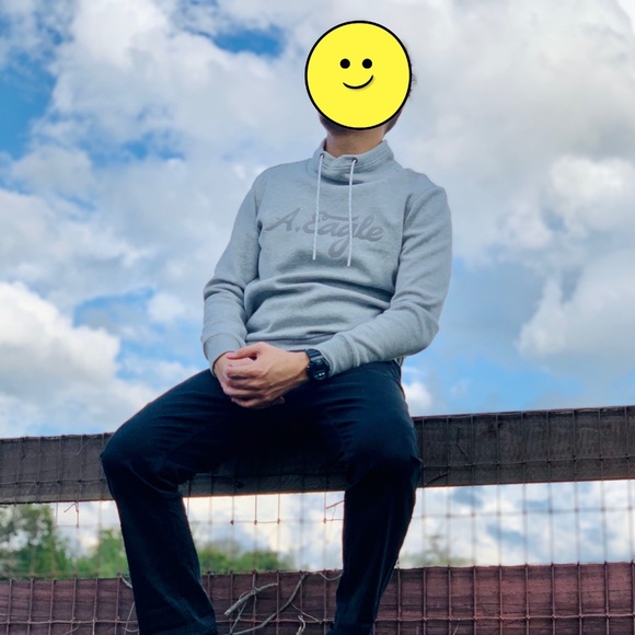 AMERICAN EAGLE TURTLENECK SWEATER 🦅 - Picture 1 of 3